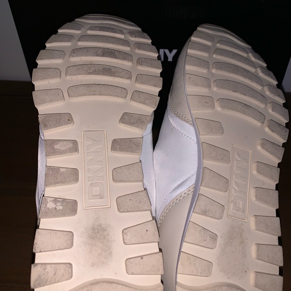 DKNY FORSYTHE SNEAKERS - Picture 6 of 7